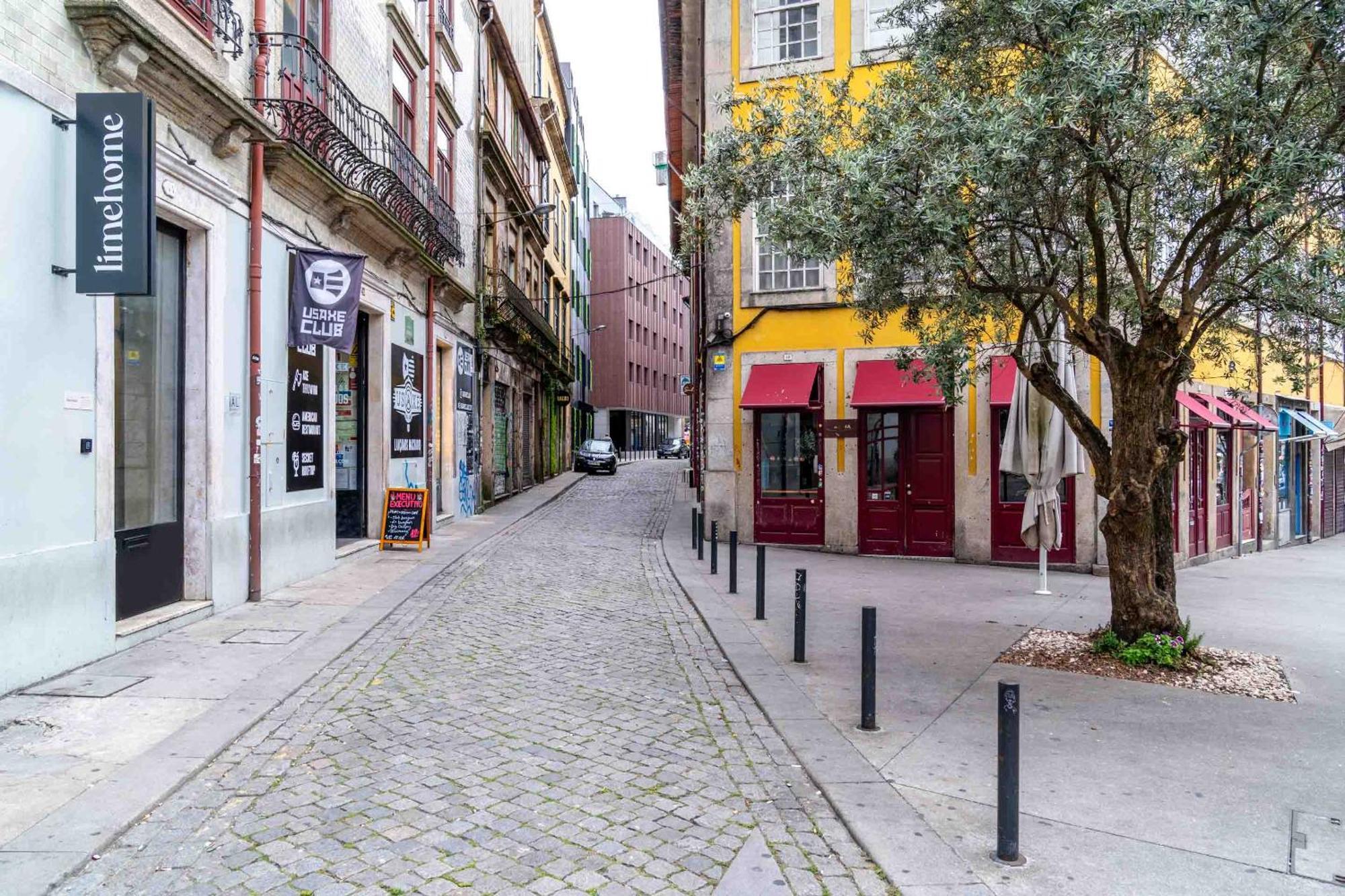 Limehome Porto Rua Das Oliveiras Esterno foto